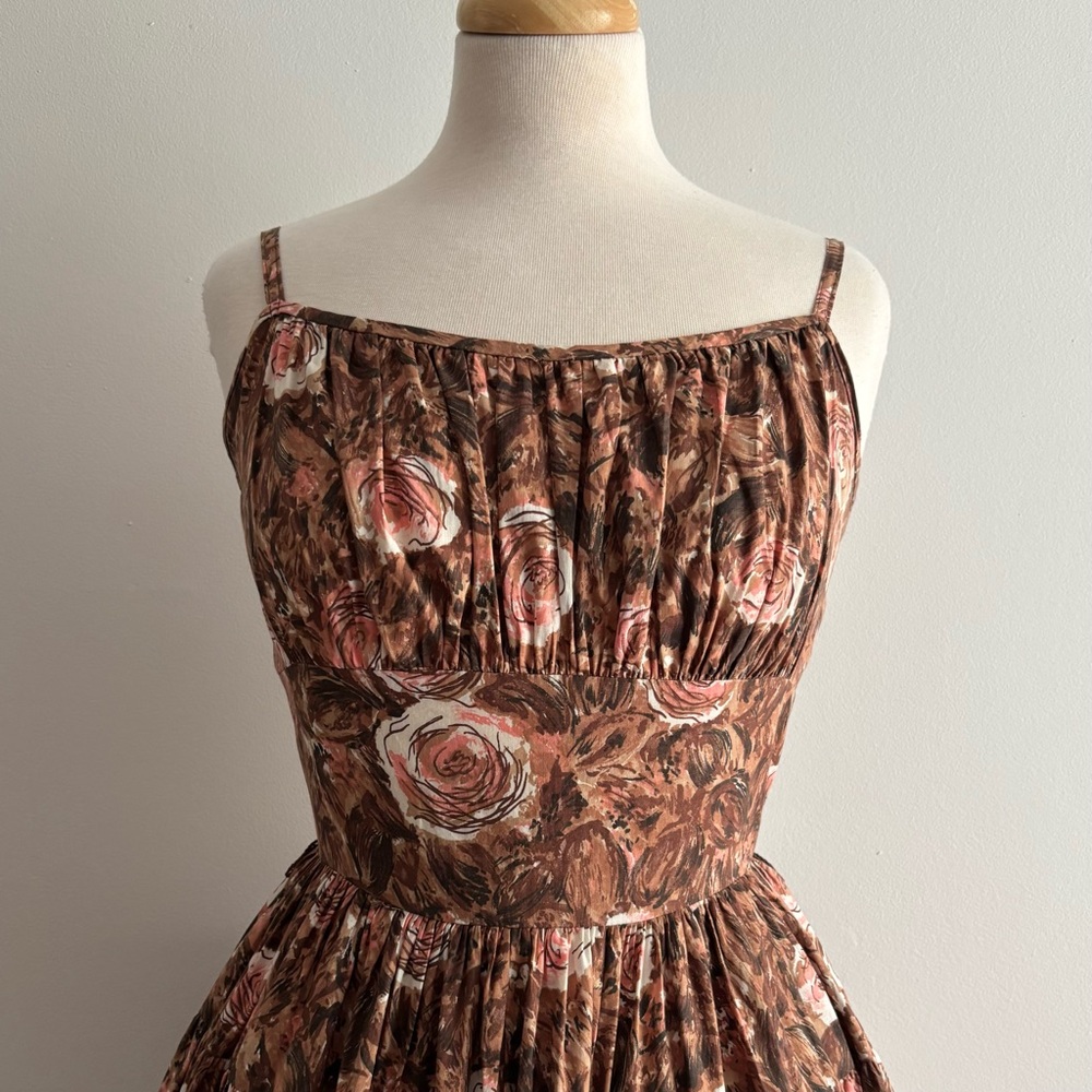 Vintage 1950s NELLY DON Brown with Pink Rose Print Dress / 25" waist - Picture 3 of 11
